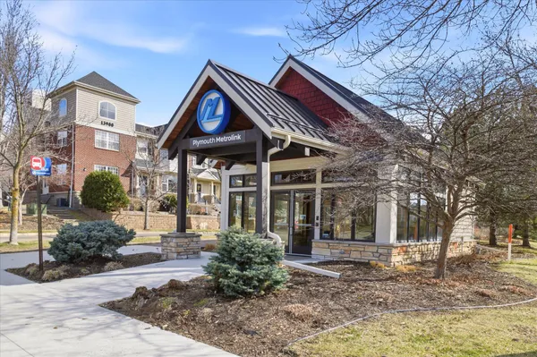 $250,000 | 13808 54th Avenue North, Plymouth, MN 55446