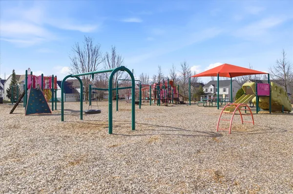 $250,000 | 13808 54th Avenue North, Plymouth, MN 55446