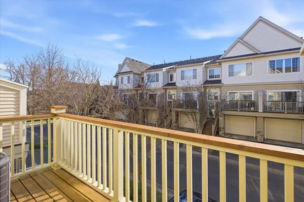 $250,000 | 13808 54th Avenue North, Plymouth, MN 55446