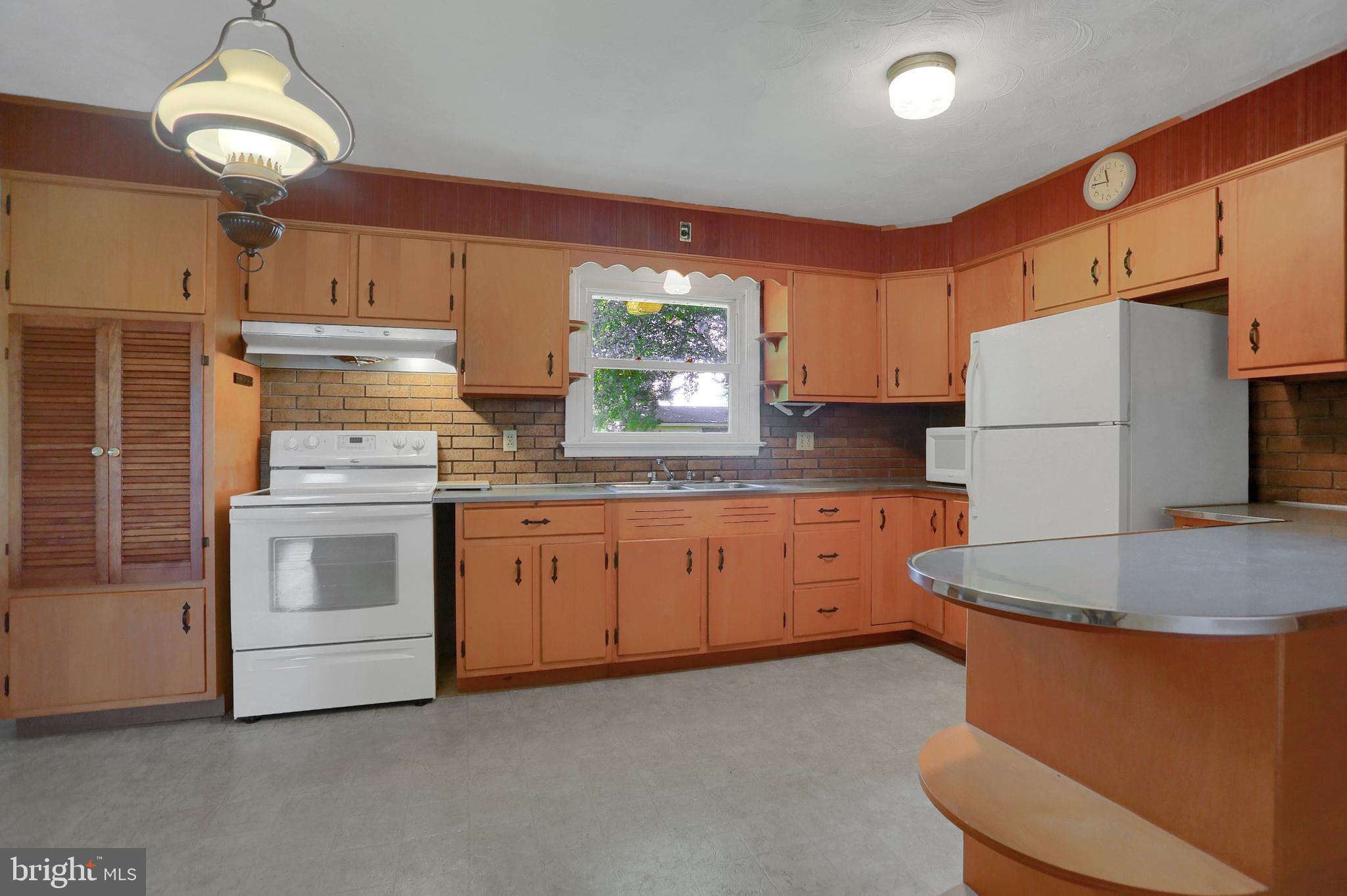 4240 Fairview Road Columbia, PA 17512 - Photo 16 of 40 Gallery Image 16