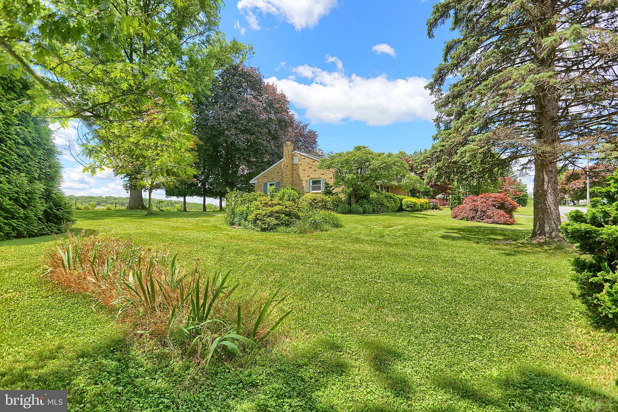 4240 Fairview Road Columbia, PA 17512 - Photo 29 of 40 Expansive lot