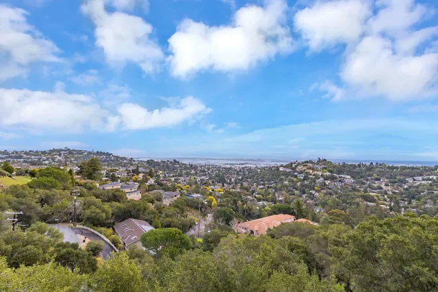 $6,800,000 | 222 Oakley Avenue, San Carlos, CA 94070