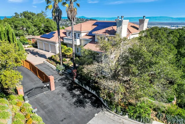 $6,800,000 | 222 Oakley Avenue, San Carlos, CA 94070