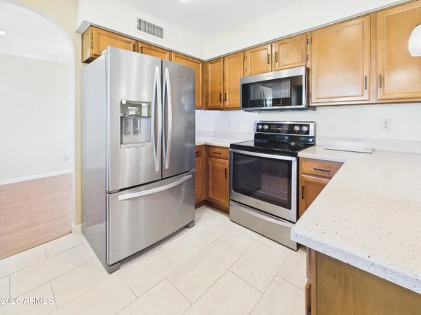 $525,000 | 2750 East Rock Wren Road, Phoenix, AZ 85048