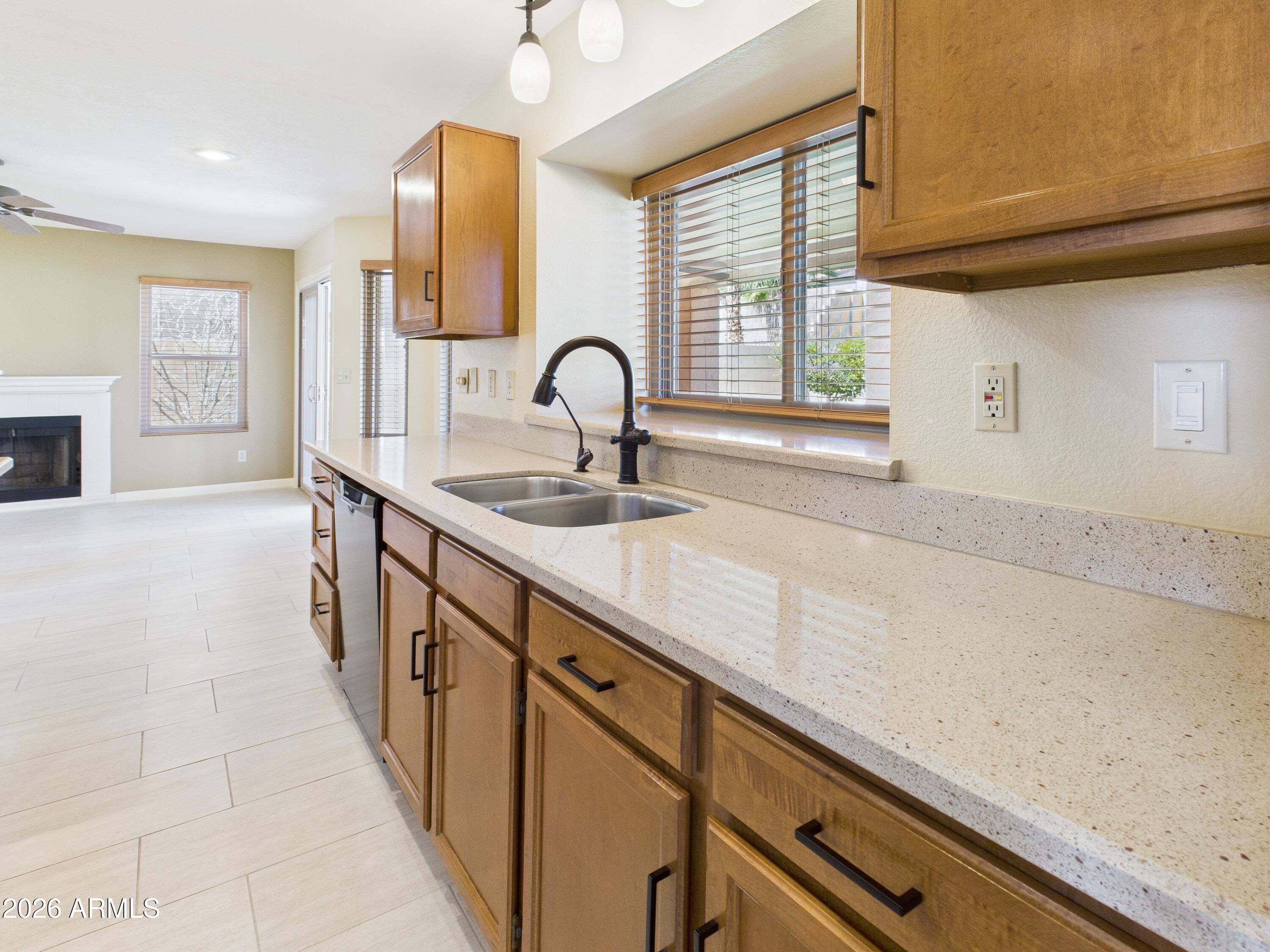 2750 East Rock Wren Road Phoenix, AZ 85048 - Photo 12 of 90 13 2750 E Rock Wren Rd Phoenix