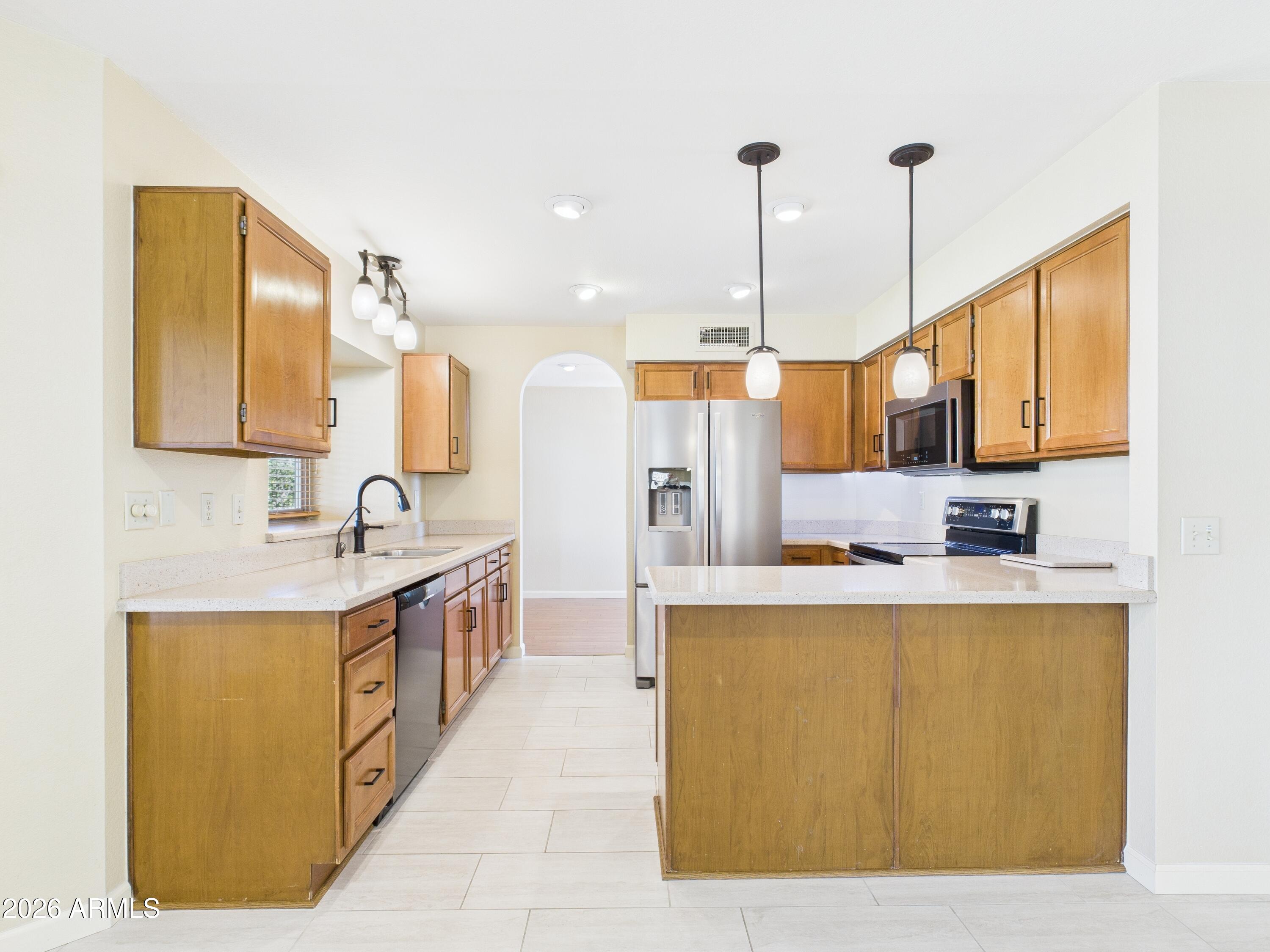 2750 East Rock Wren Road Phoenix, AZ 85048 - Photo 9 of 90 7 2750 E Rock Wren Rd Phoenix