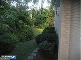 423 Valley Road Elkins Park, PA 19027 - Photo 12 of 12 Exterior Side