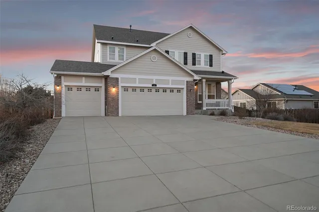$639,500 | 35 North Newcastle Way, Aurora, CO 80018
