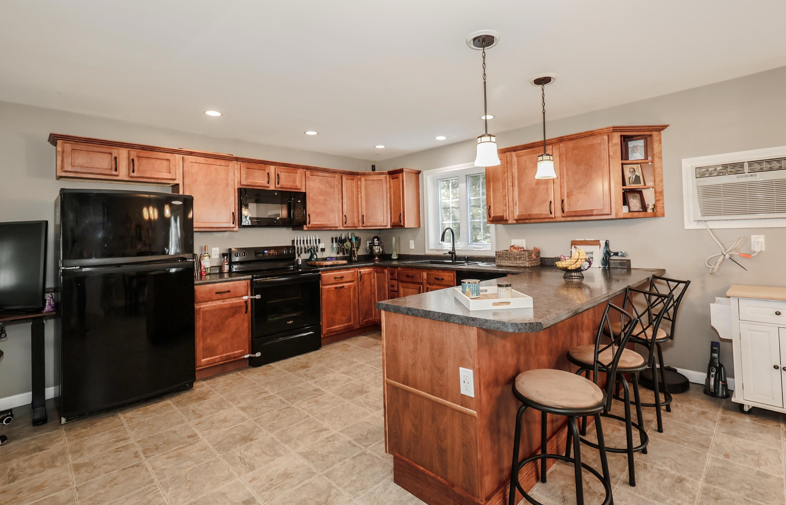 44 A Rollins Road Epping, NH 03042 - Photo 6 of 31