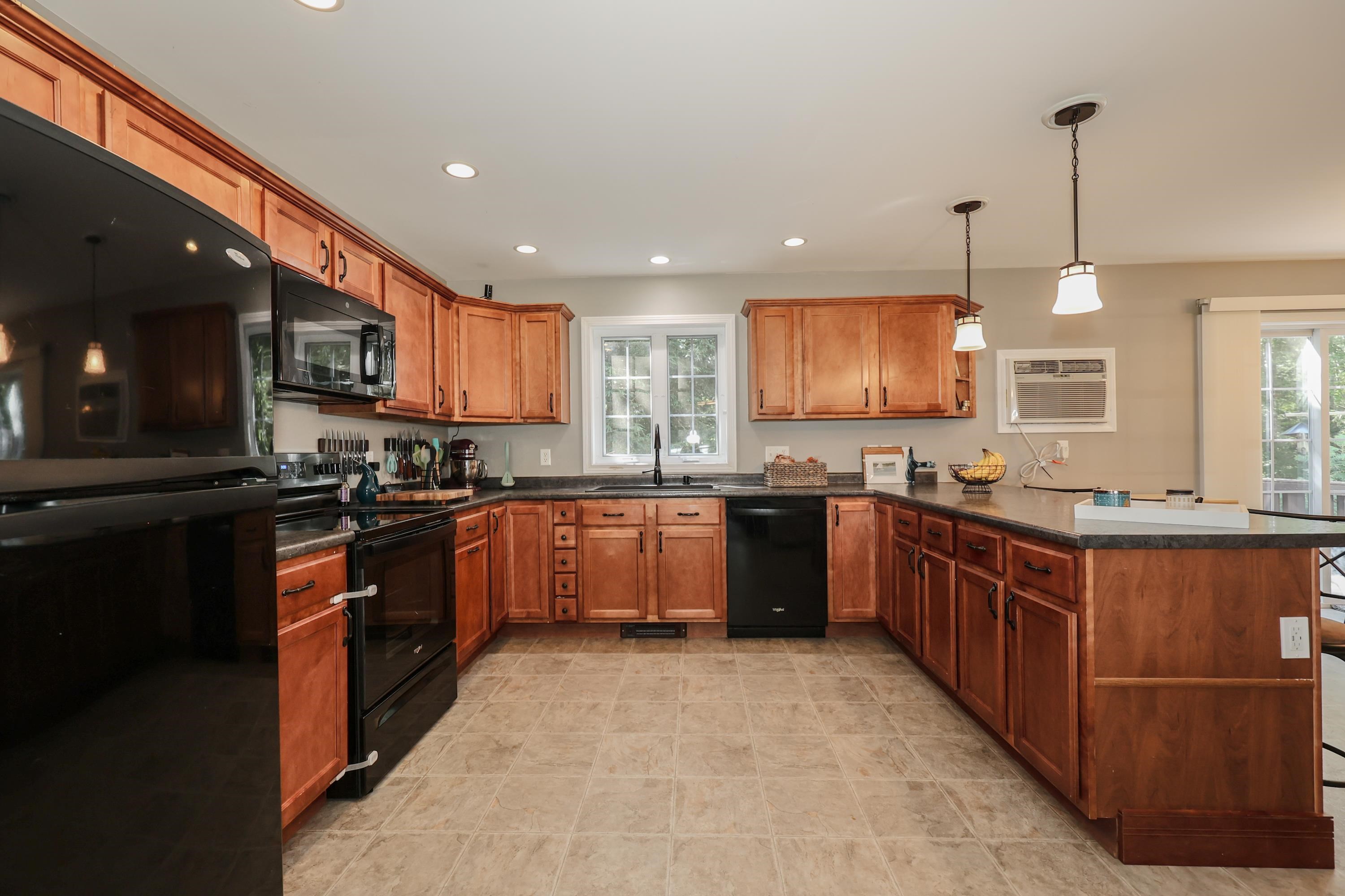 44 A Rollins Road Epping, NH 03042 - Photo 7 of 31