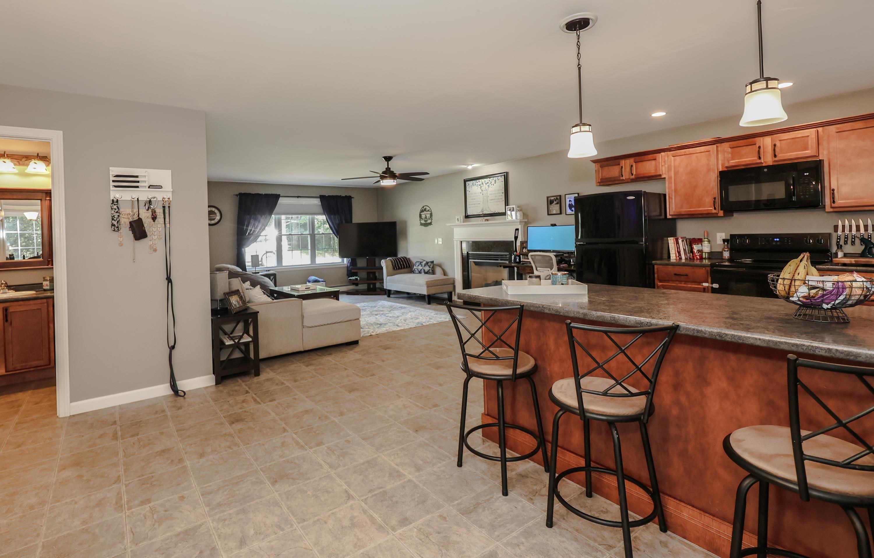 44 A Rollins Road Epping, NH 03042 - Photo 8 of 31