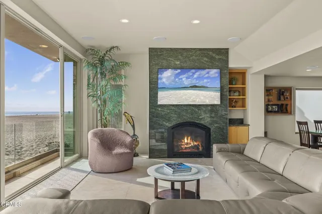 $4,495,000 | 3629 Ocean Drive, Oxnard, CA 93035