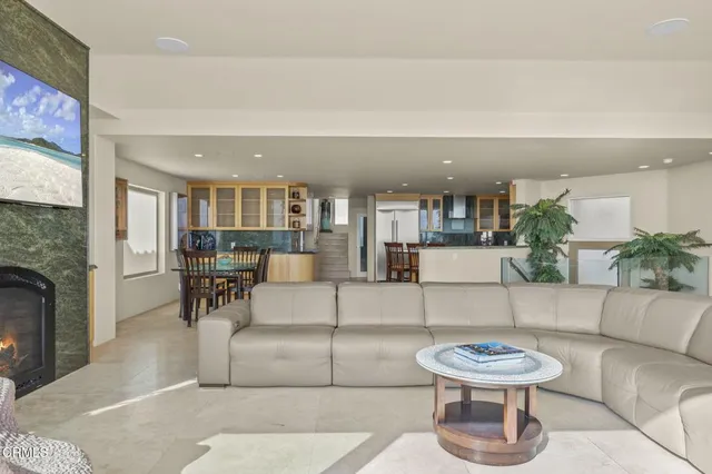 $4,495,000 | 3629 Ocean Drive, Oxnard, CA 93035