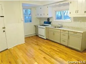 $2,000 | 37 Roosevelt Avenue, Unit 1, Poughkeepsie, NY 12601