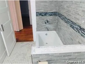 $2,000 | 37 Roosevelt Avenue, Unit 1, Poughkeepsie, NY 12601