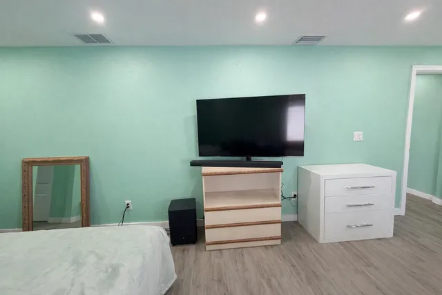 $440,000 | 1381 West 1st Street, Riviera Beach, FL 33404