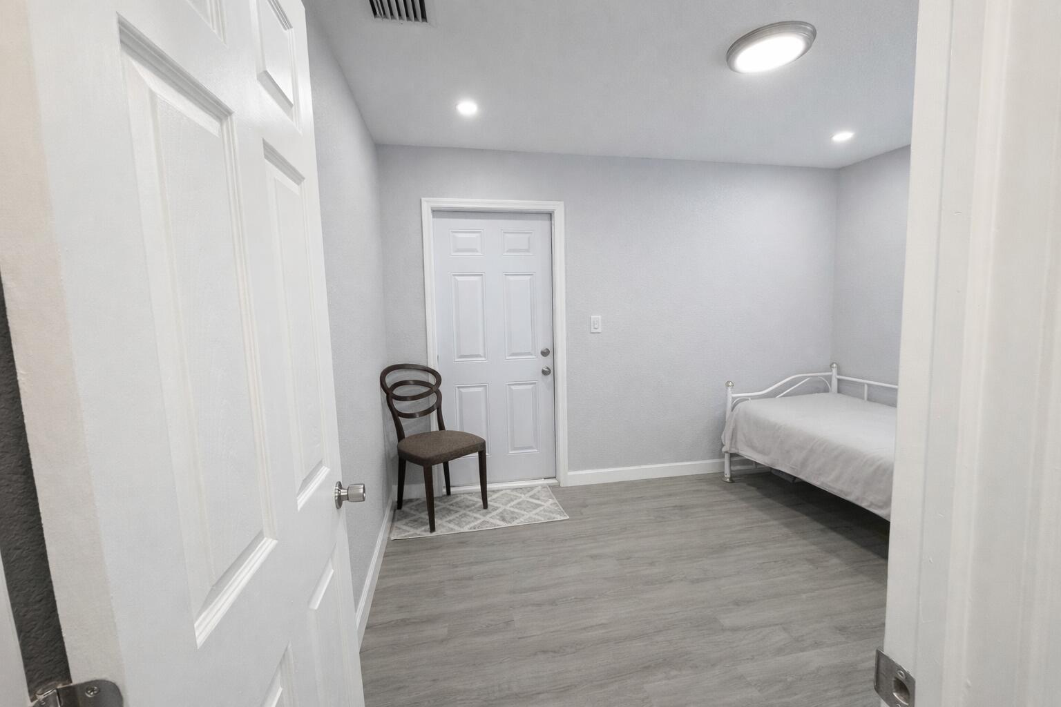 1381 West 1st Street Riviera Beach, FL 33404 - Photo 18 of 30 FC570ECB-10EF-4B3A-A2A5-093E26DC018D