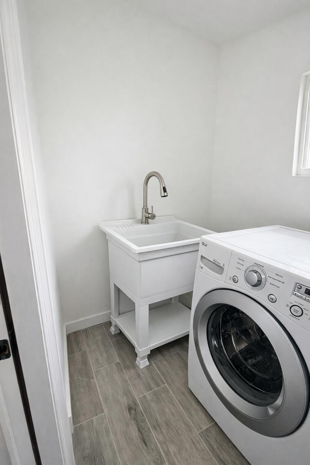 1381 West 1st Street Riviera Beach, FL 33404 - Photo 24 of 30 4D15C6A6-34B0-449F-A432-F47881D95DC1