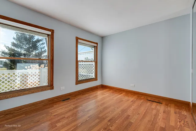 $315,000 | 216 Kosan Circle, Streamwood, IL 60107