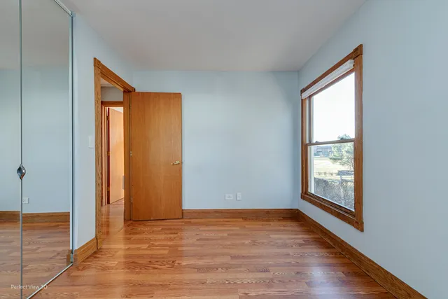 $315,000 | 216 Kosan Circle, Streamwood, IL 60107