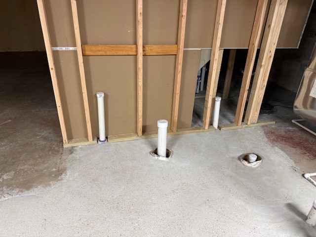 216 Kosan Circle Streamwood, IL 60107 - Photo 24 of 34 a view of a room with staircase