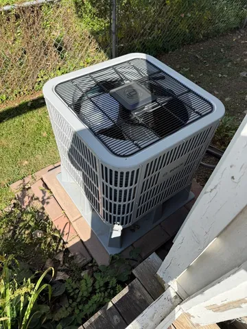 $315,000 | 216 Kosan Circle, Streamwood, IL 60107