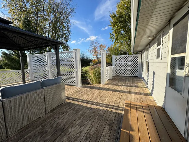 $315,000 | 216 Kosan Circle, Streamwood, IL 60107