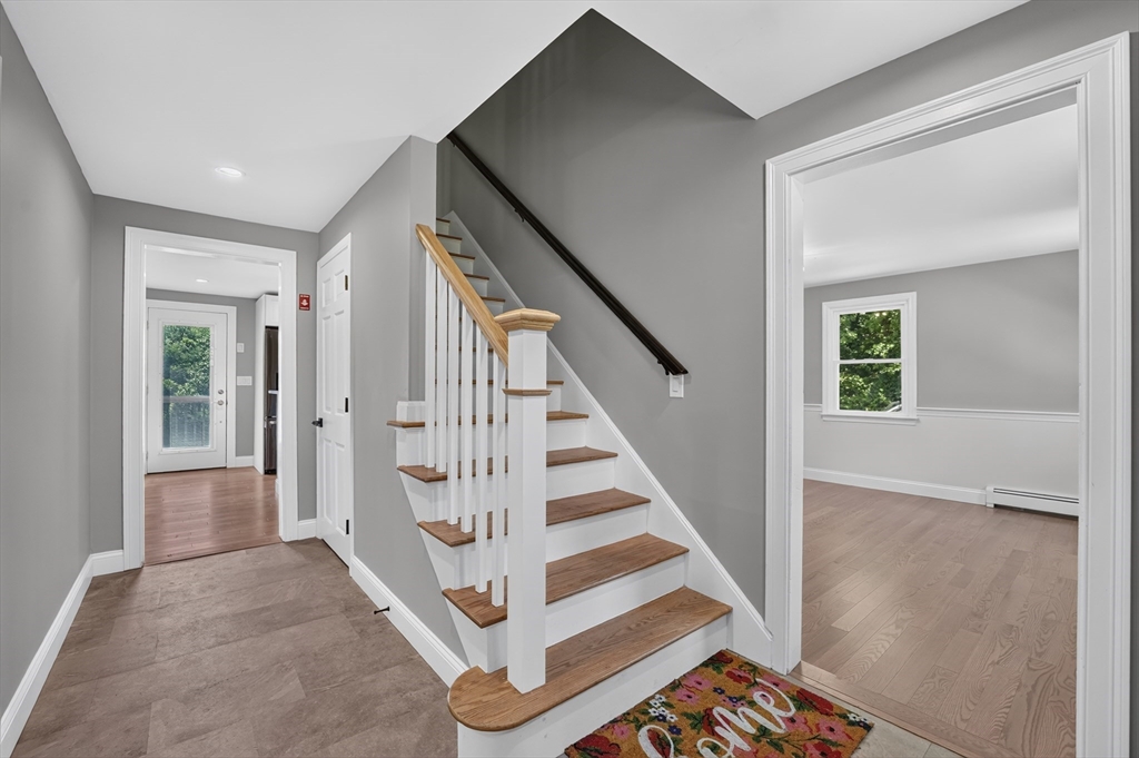 128 Providence Road Grafton, MA 01519 - Photo 15 of 34