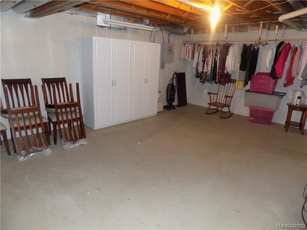 1905 Medler Road Commerce Township, MI 48382 - Photo 20 of 34 PLENTY OF STORAGE AREA!