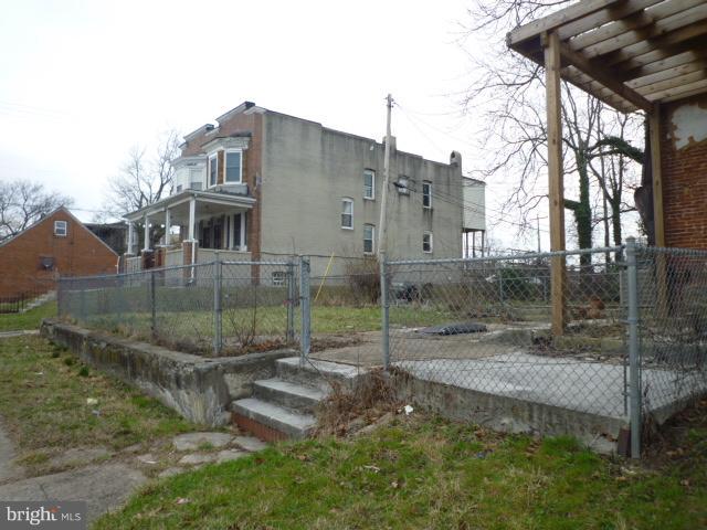 3643 Reisterstown Road Baltimore, MD 21215 - Photo 4 of 12 Exterior (Rear)
