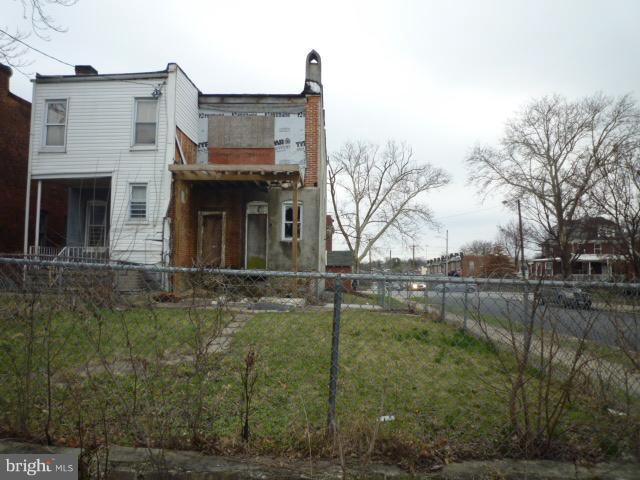 3643 Reisterstown Road Baltimore, MD 21215 - Photo 5 of 12 Exterior (Rear)