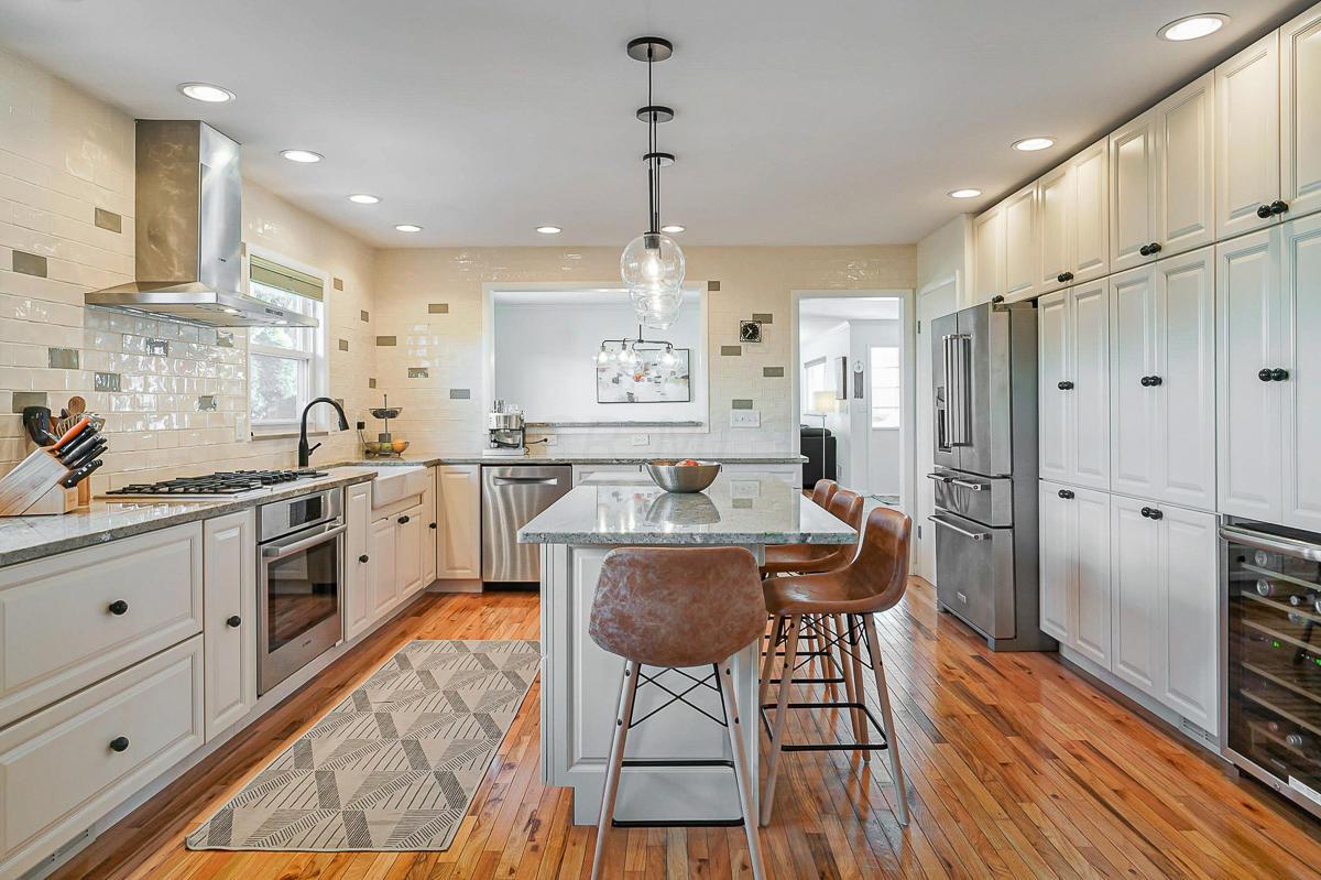 157 South Gould Road Columbus, OH 43209 - Photo 14 of 33