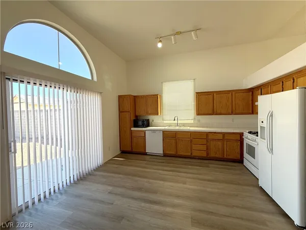 $1,950 | 846 Zinnia Circle, Henderson, NV 89015