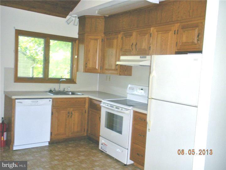 549 Richards Road Kennett Square, PA 19348 - Photo 12 of 22 Kitchen