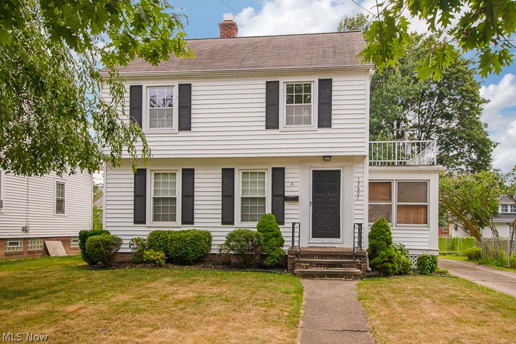 15607 Munn Road Cleveland, OH 44111 - Photo 1 of 29 Gallery Image 1