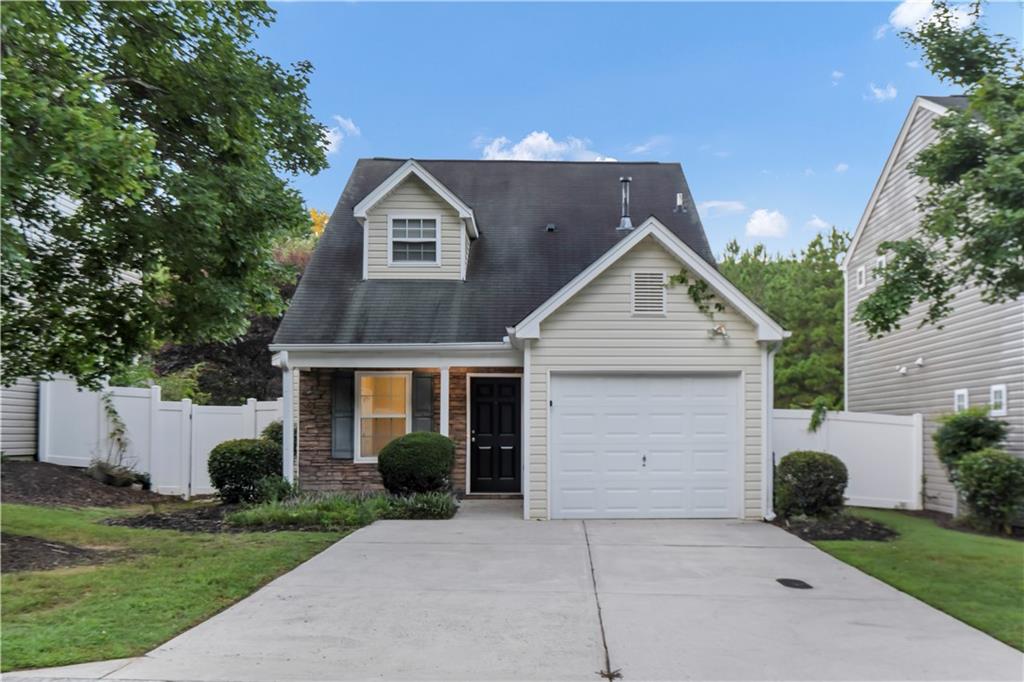 167 Silver Fox Trail Dallas, GA 30157 - Photo 1 of 1 a front view of house with yard and green space