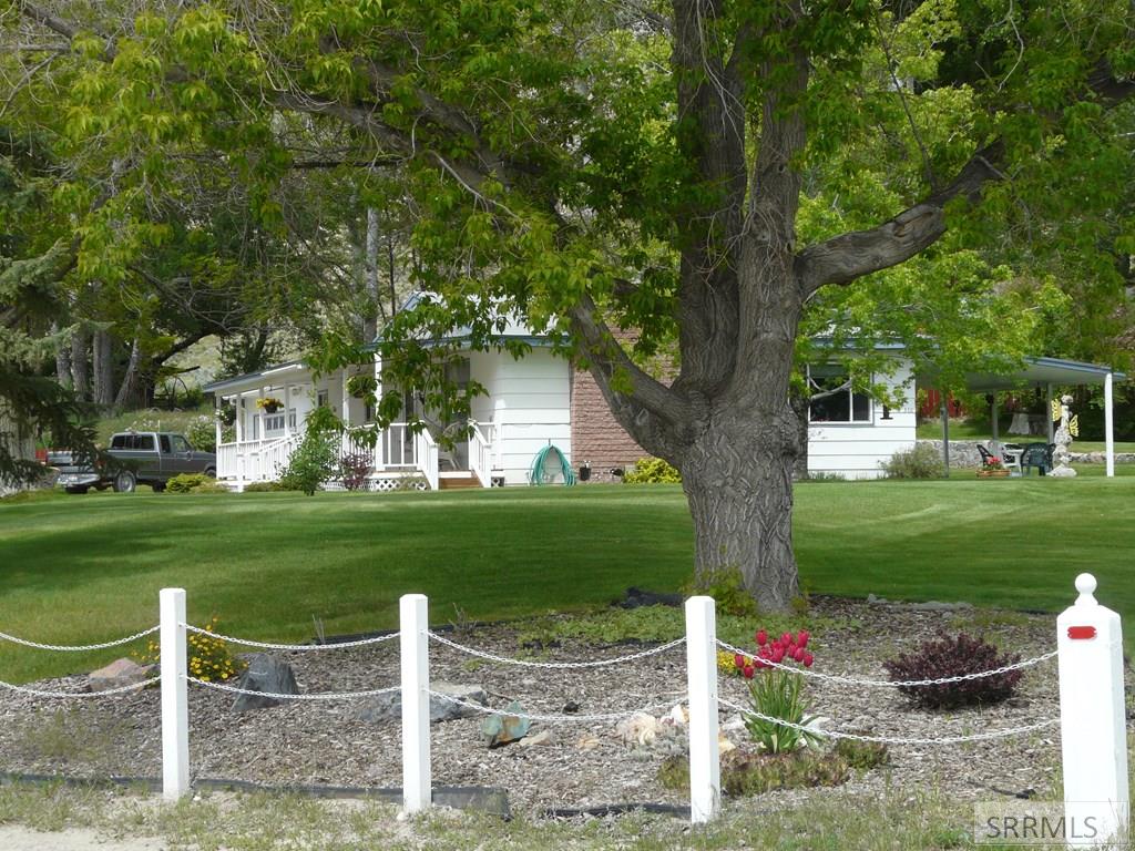 560 North Front Street Arco, ID 83213 - Photo 2 of 48