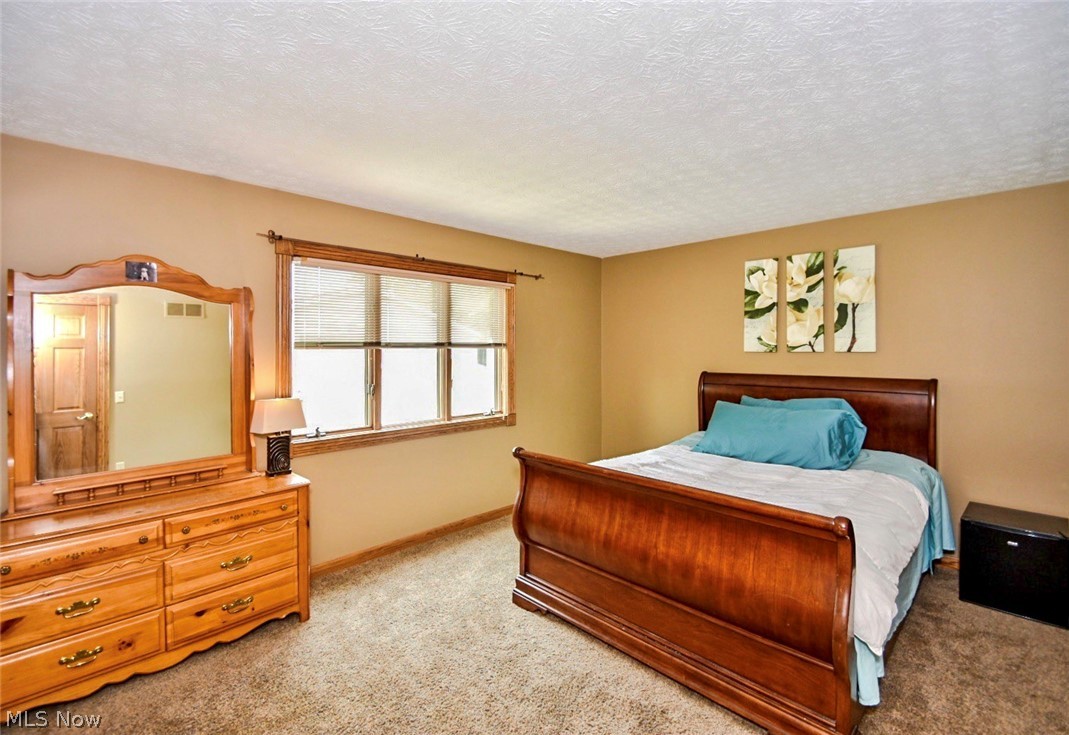 5331 Johnnycake Ridge Northeast Canton, OH 44705 - Photo 13 of 29 Gallery Image 13