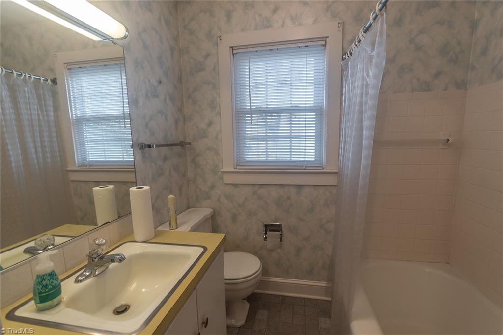 185 Barney Venable Road Pilot Mountain, NC 27041 - Photo 11 of 23 Gallery Image 11