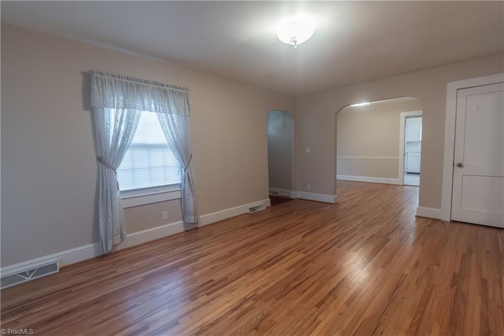 185 Barney Venable Road Pilot Mountain, NC 27041 - Photo 7 of 23 Gallery Image 7