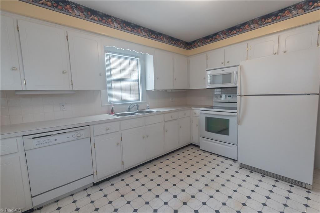 185 Barney Venable Road Pilot Mountain, NC 27041 - Photo 9 of 23 Gallery Image 9