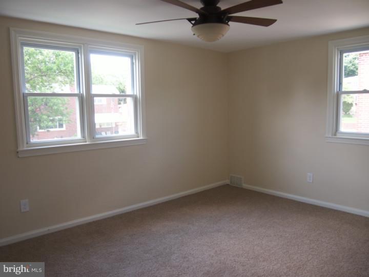 317 Laurel Road Sharon Hill, PA 19079 - Photo 9 of 12 Gallery Image 9