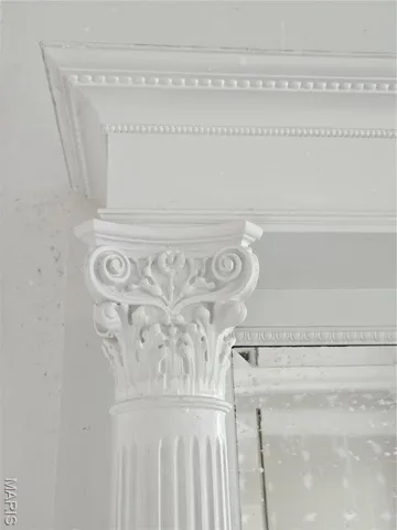 $650,000 | 3130 Russell Boulevard, St. Louis, MO 63104