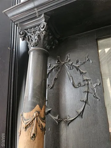 $650,000 | 3130 Russell Boulevard, St. Louis, MO 63104