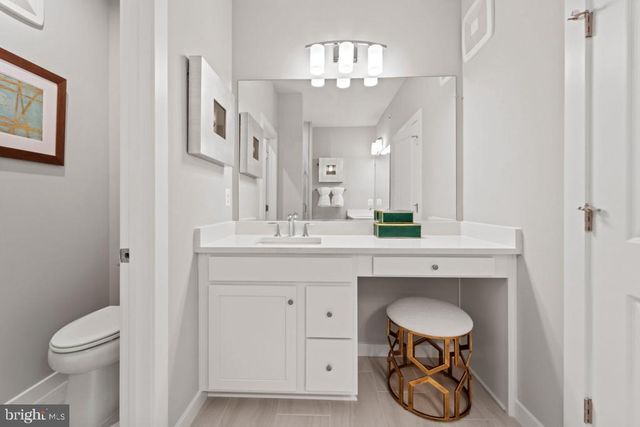 $671,765 | 13586 Innovation Station Loop, Herndon, VA 20171