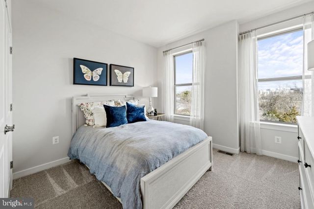 $671,765 | 13586 Innovation Station Loop, Herndon, VA 20171