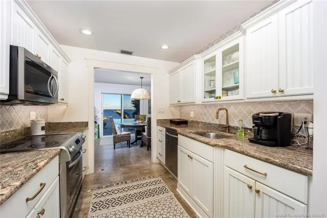 $20,000 | 62 South Sewalls Point Road, Stuart, FL 34996