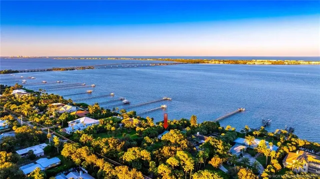 $20,000 | 62 South Sewalls Point Road, Stuart, FL 34996