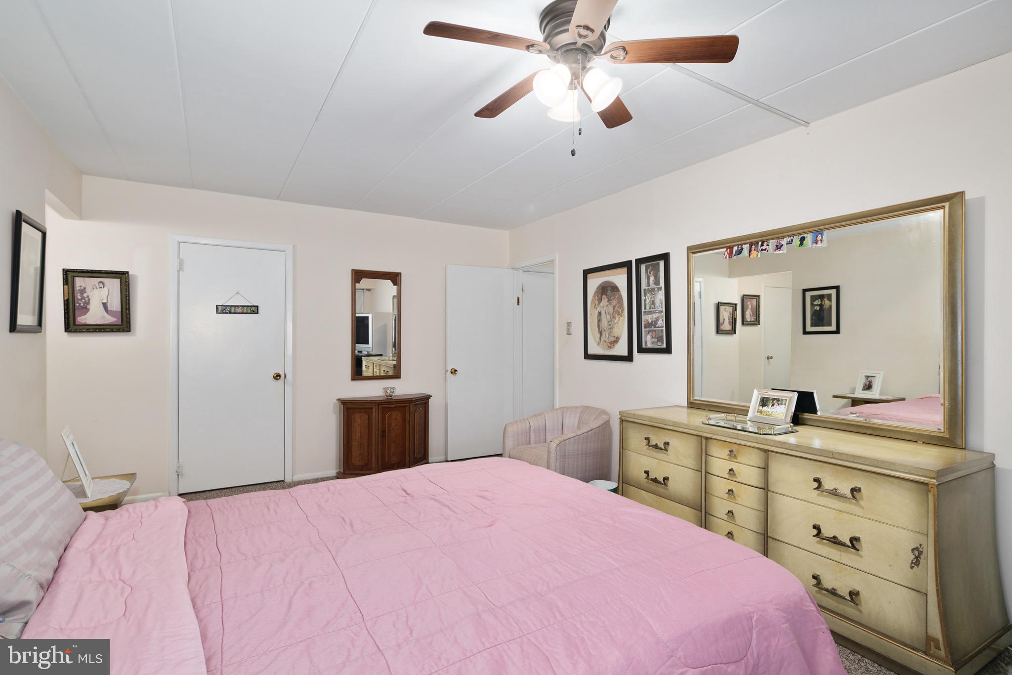 8922 Krewstown Road, Unit 202 Philadelphia, PA 19115 - Photo 18 of 25 Gallery Image 18