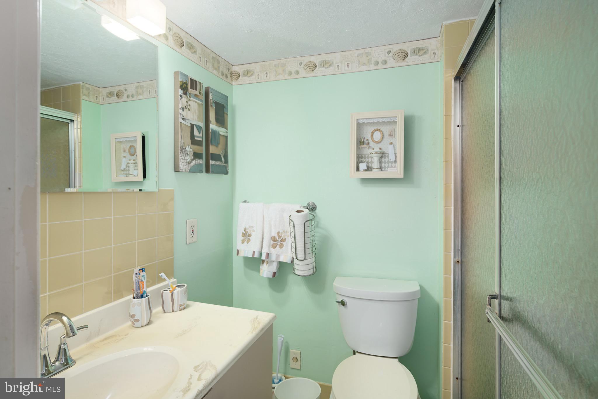 8922 Krewstown Road, Unit 202 Philadelphia, PA 19115 - Photo 19 of 25 Gallery Image 19